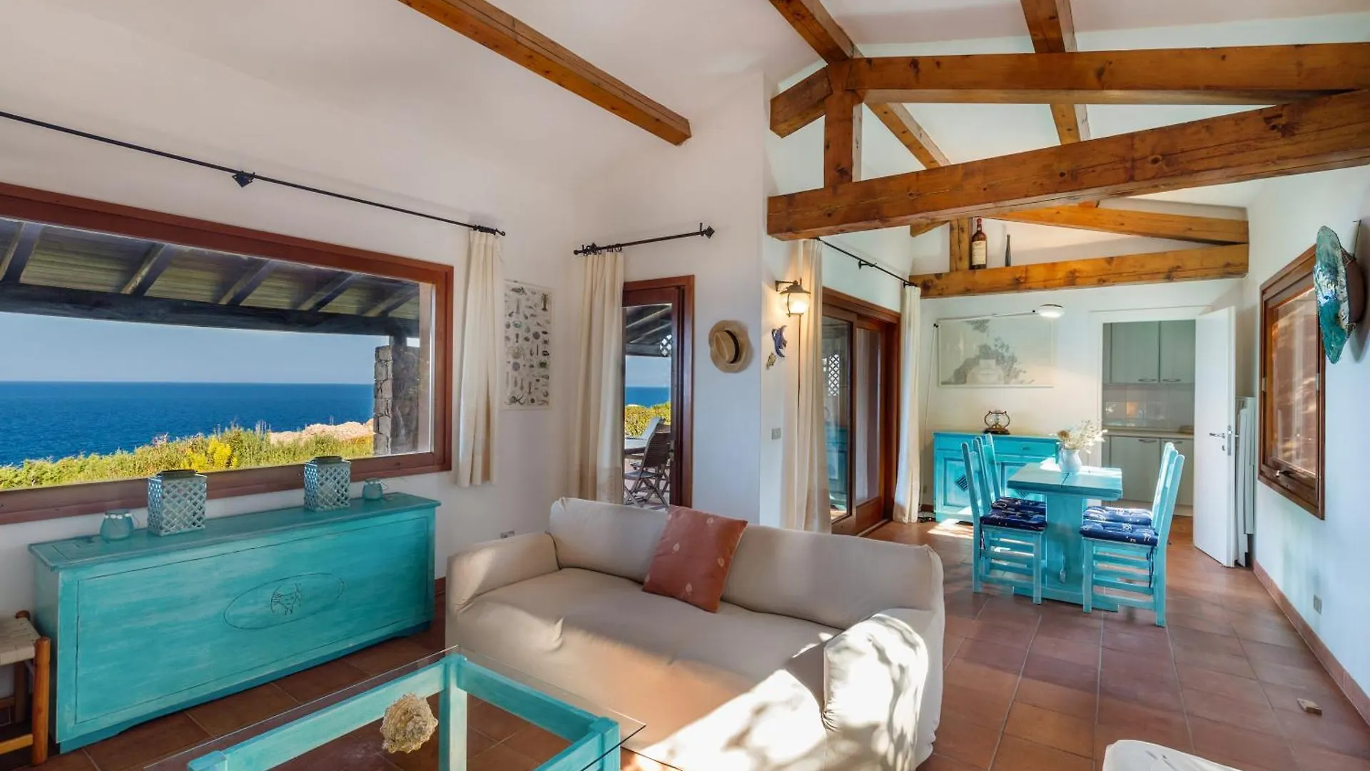 Costa Paradiso Resort